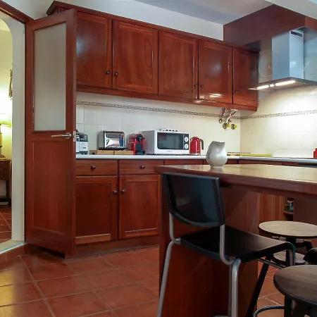 Apartamento Sintra Apartment *